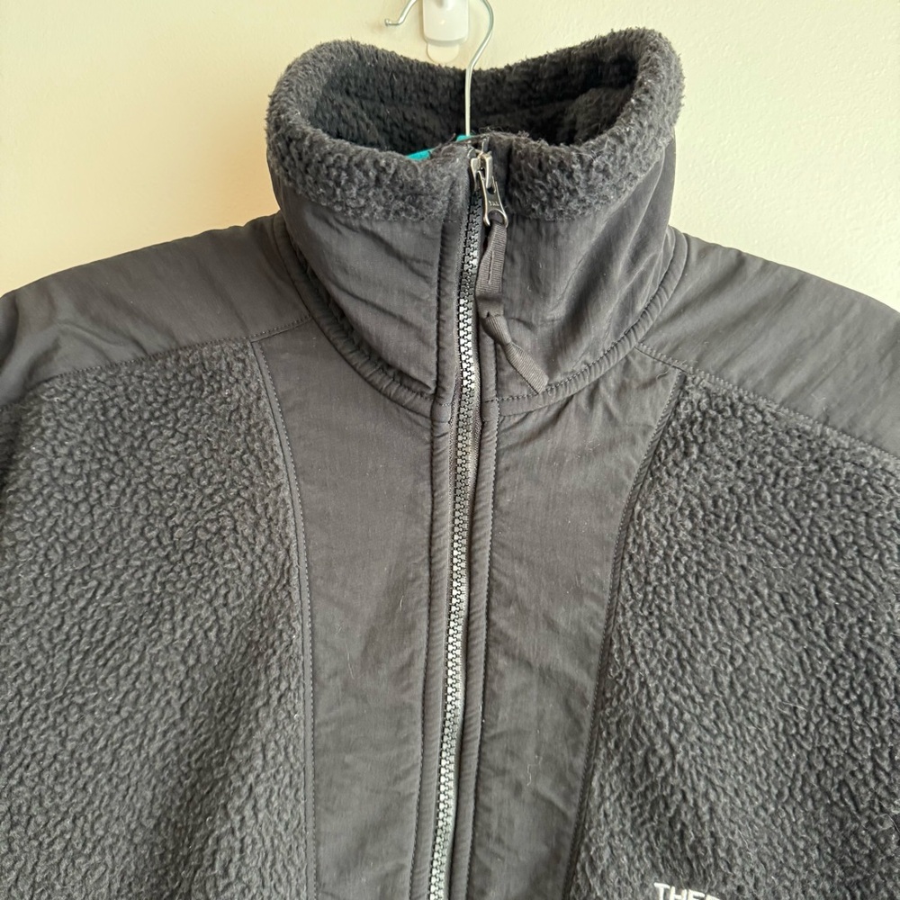The North Face Women’s ‘94 High Pile Denali Jacket - Picture 3 of 11